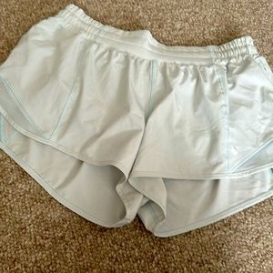 Lululemon hotty hot shorts 2.5 inch light blue size 10